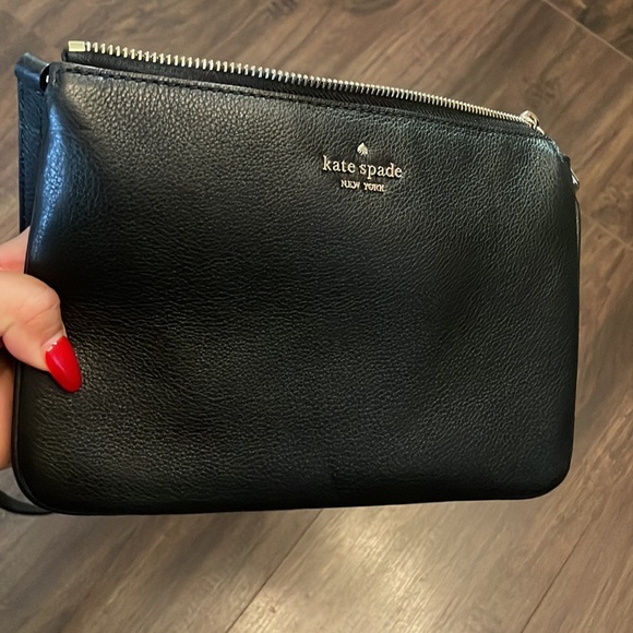 Kate Spade Leila Triple Gusset Crossbody - Picture 6 of 13